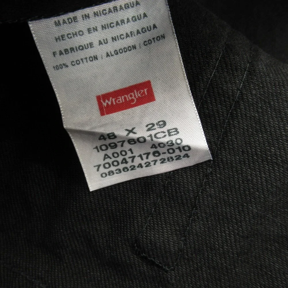 Wrangler Mens Relaxed Fit Straight Jean Size 48x29 (Measures 48x30)